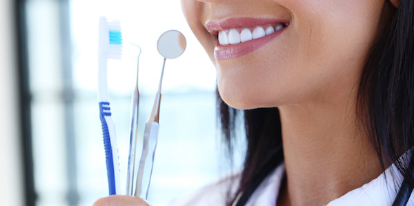 4 Foods to Avoid After Teeth Whitening Treatment
