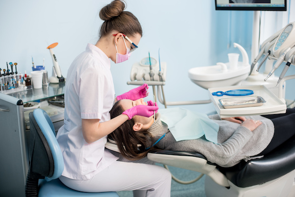 What Happens at a Dental Cleaning