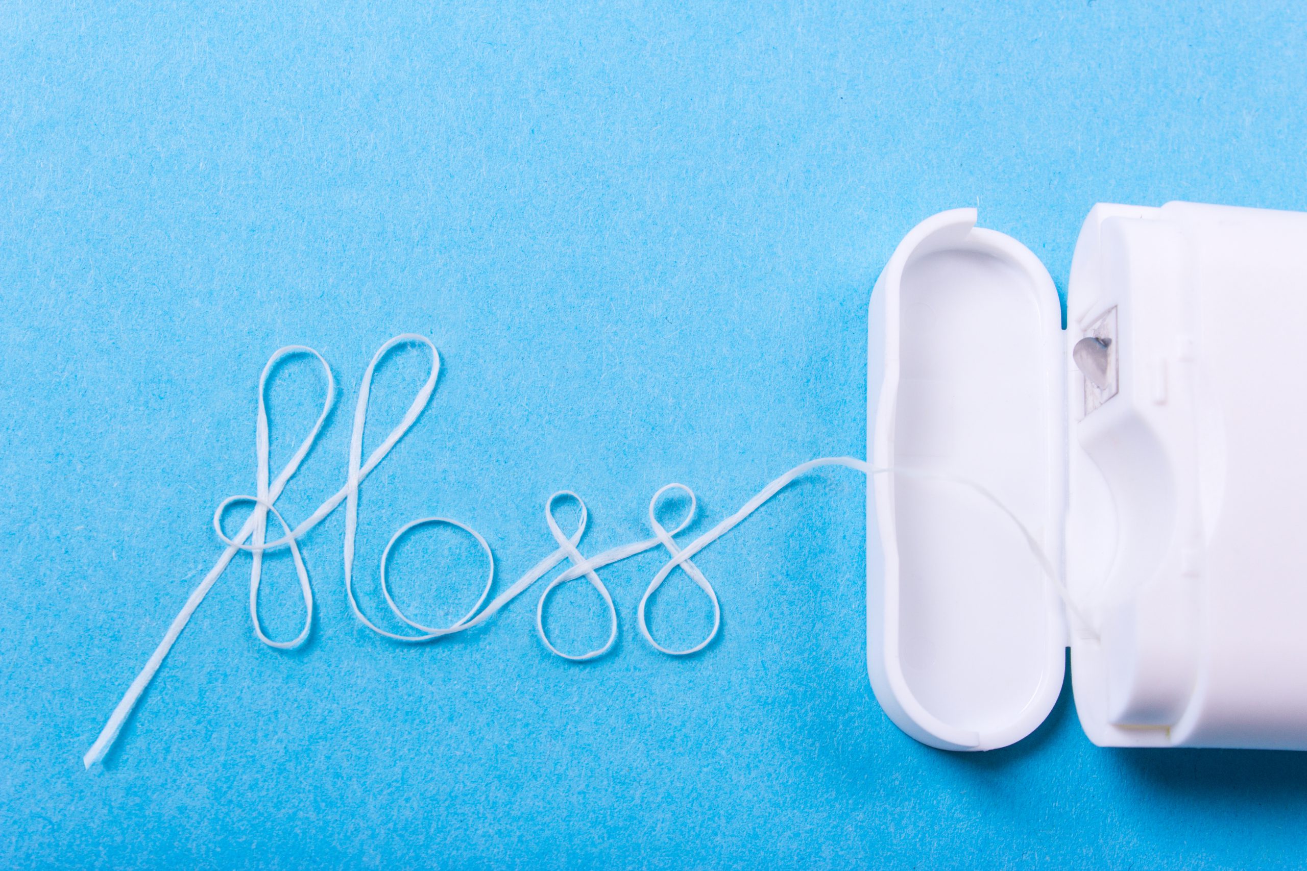 Best Flossing Products – 4 Tips for Easy Flossing