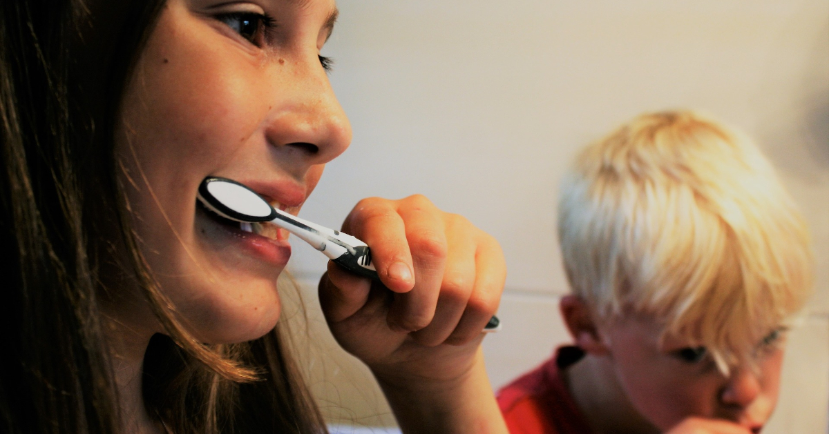 Morning Brushing Schedule, Before or After Breakfast?