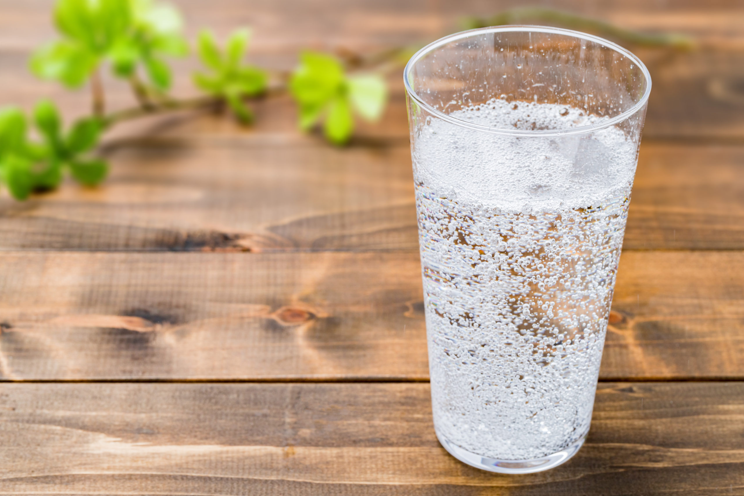 Sparkling Water and Teeth: What Are the Dental Effects?