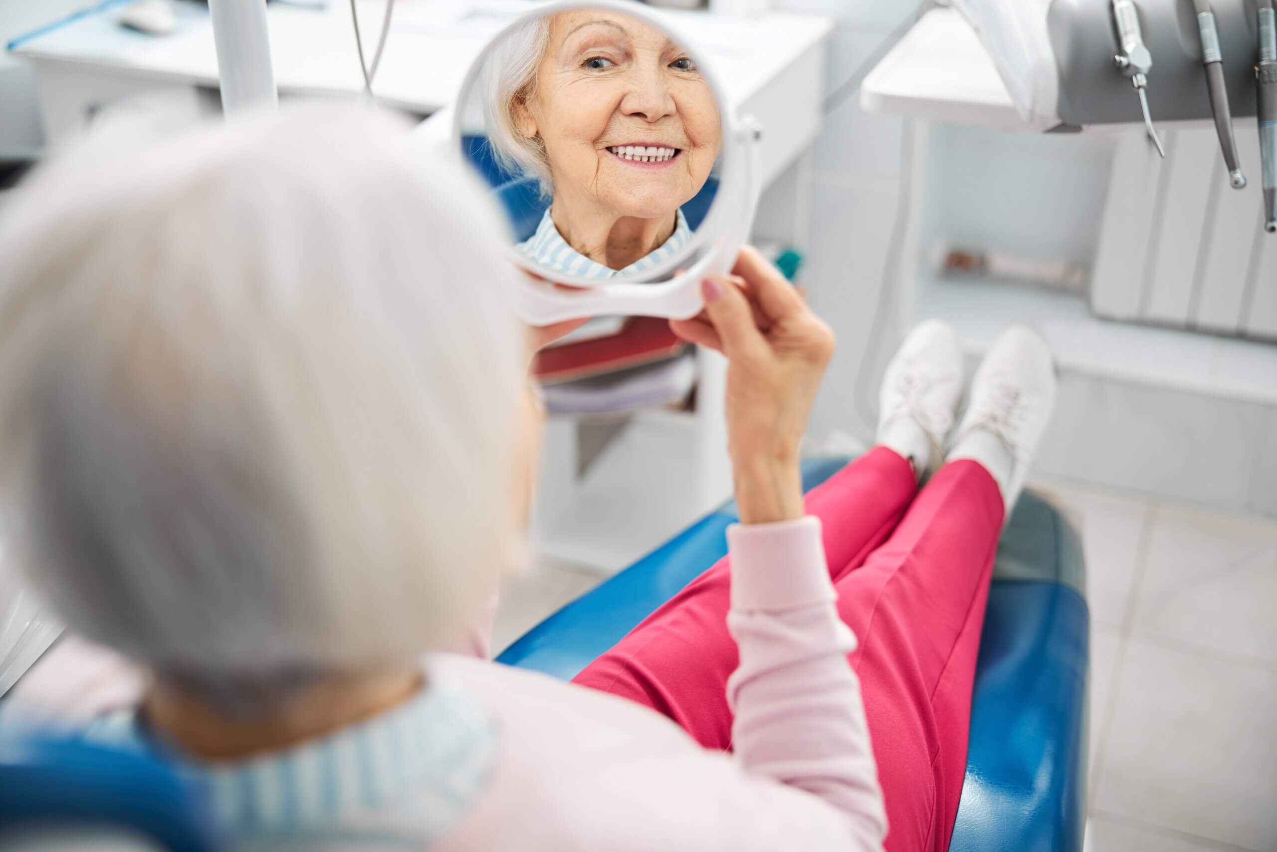 Senior Dental Care: Your Comprehensive Care Guide